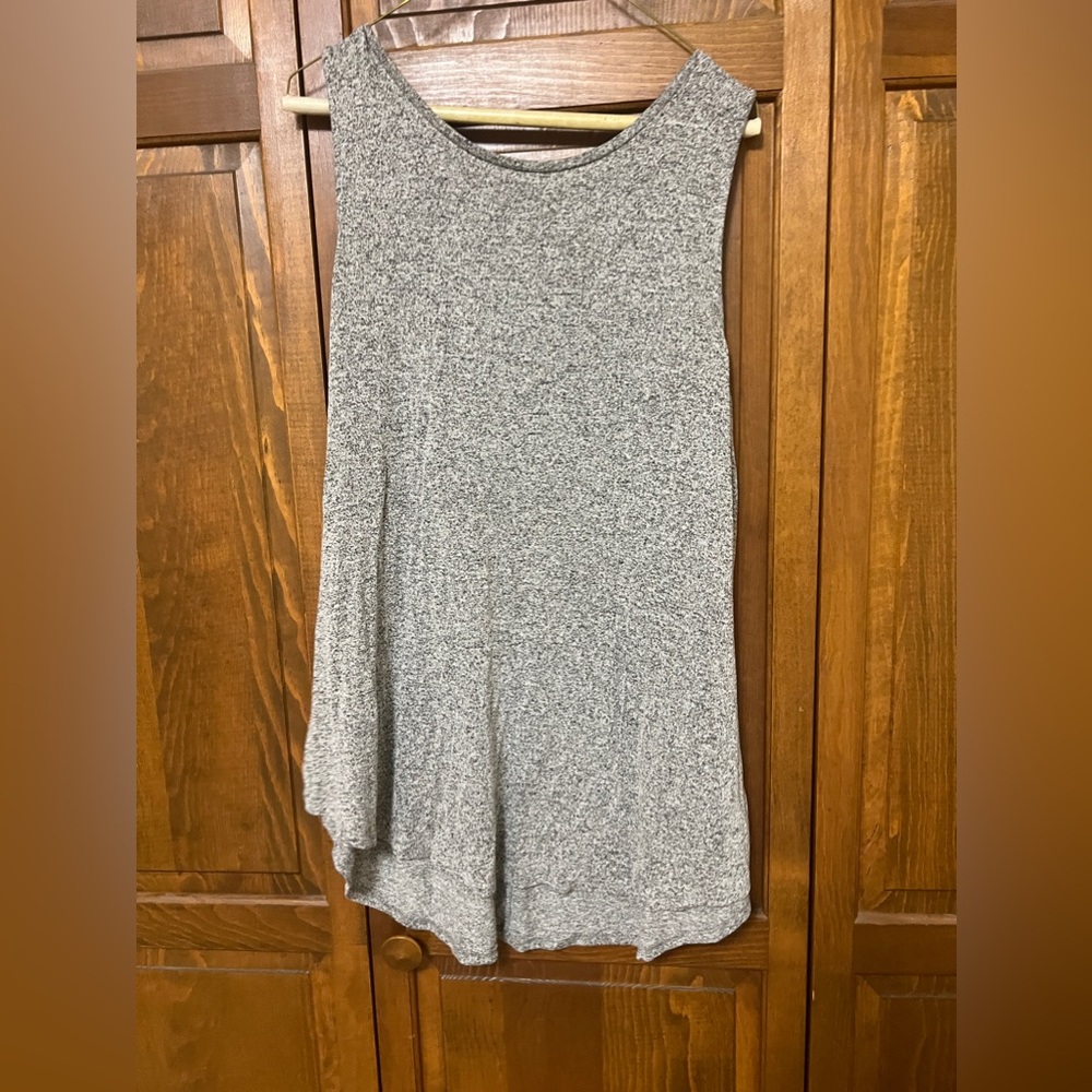 Old Navy tank top